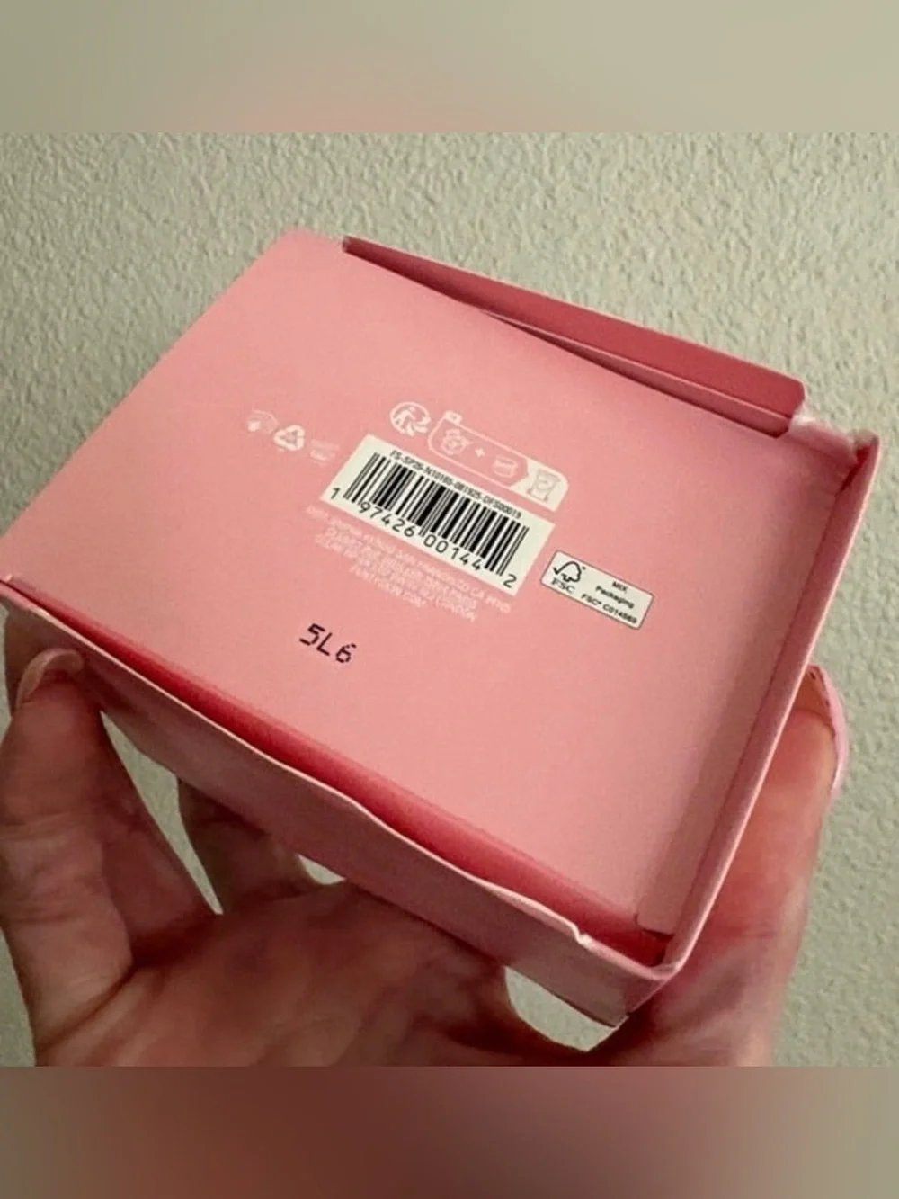 PRICE FIRM Fenty Skin Guava Goodiez